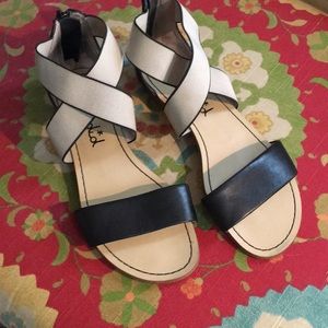 SALE! Splendid “Congo” Sandal Size 6.5